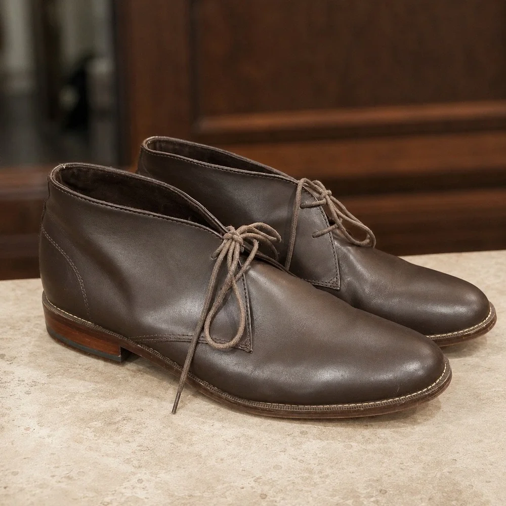 Banana Republic Men Brown Leather Chukka Boots Size 11